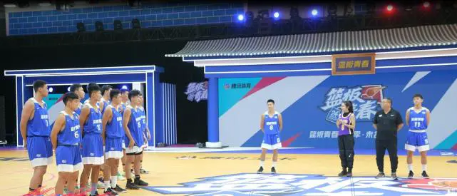 适合不同年龄段篮球爱好者的体能训练方案_2